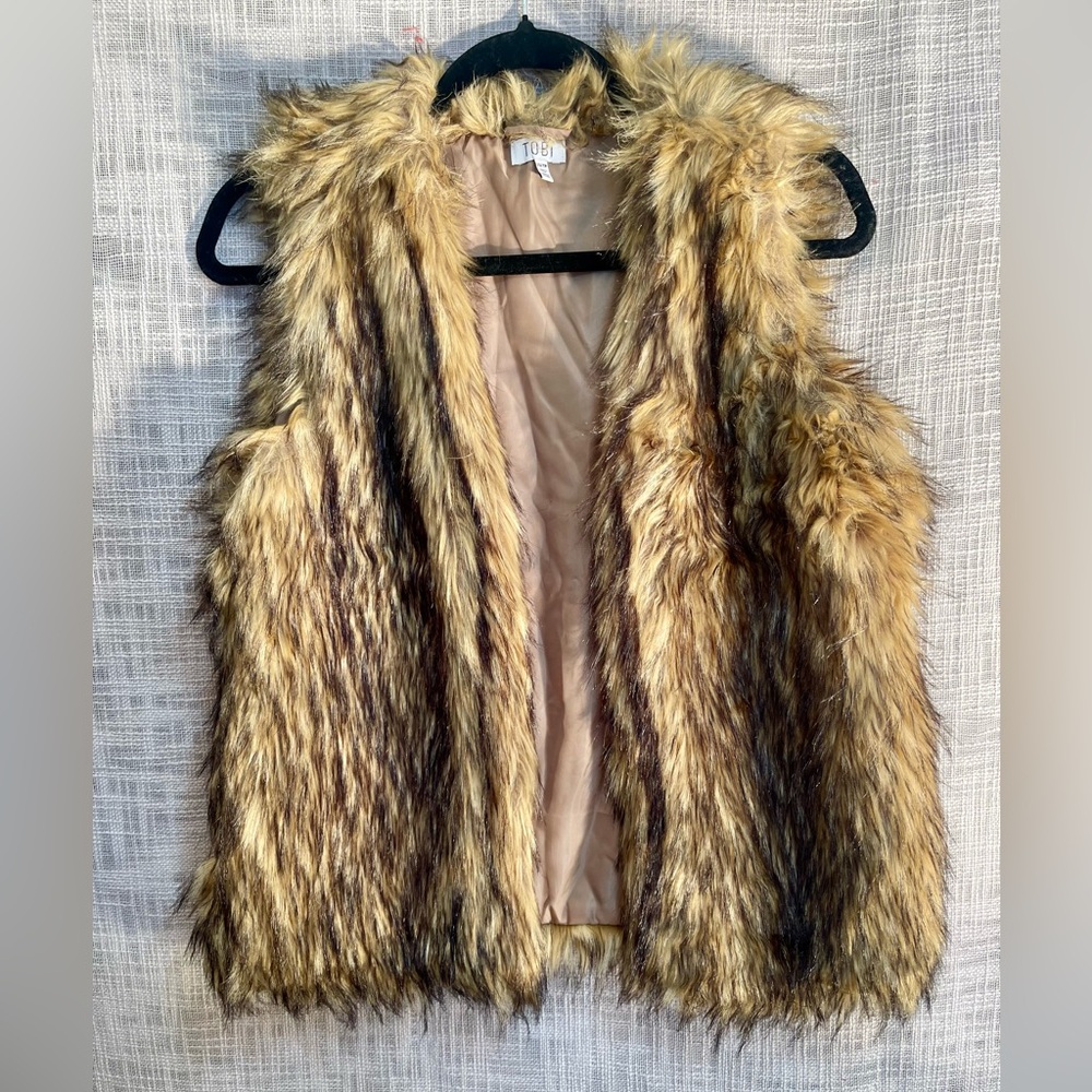 Faux fur vest
